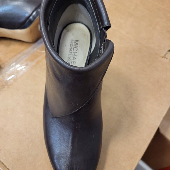 Michael Kors Kendra Peep Toe Booties Brown Leather Ankle Boots Size 8 - Picture 3 of 14